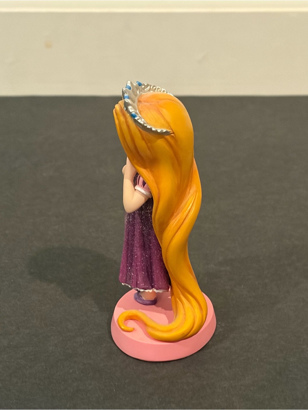Disney Showcase Enesco Rapunzel Little Princess Figurine Tangled - Picture 3 of 6
